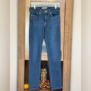 Levi’s Classic Straight Leg Women's Jeans